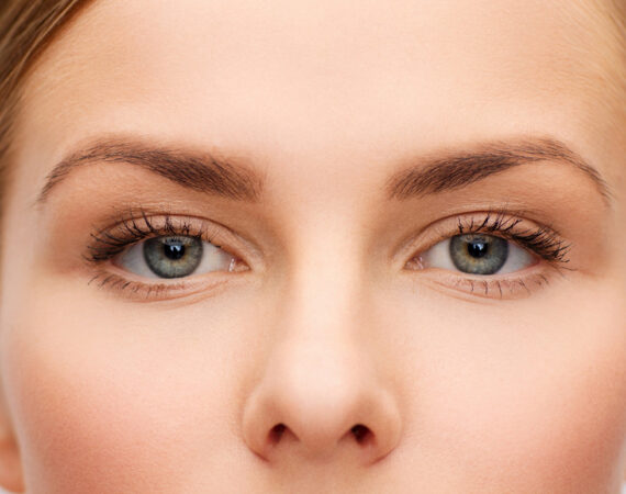 What Actually Happens When You Get Your Eyebrows Microbladed